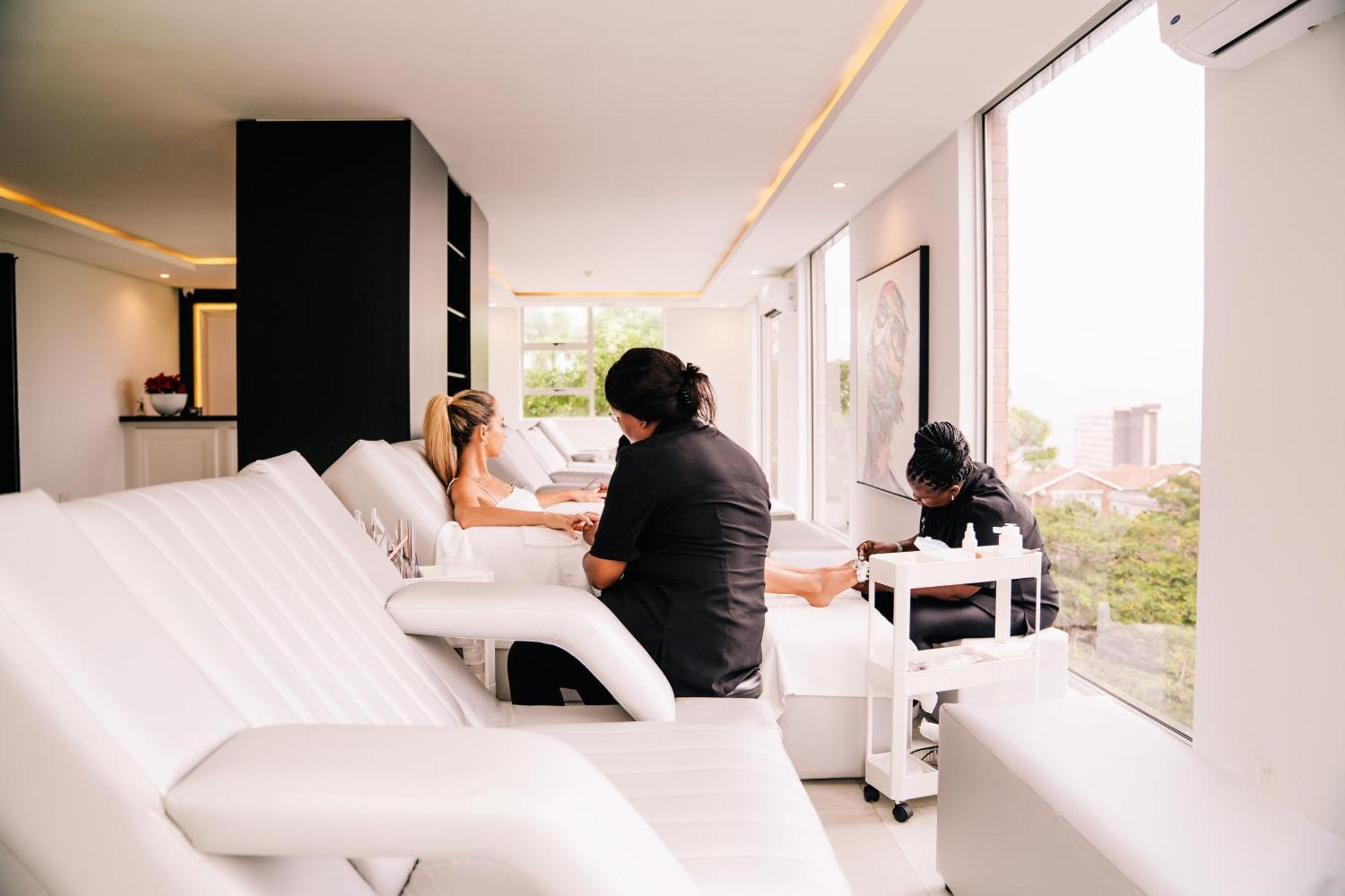 Zar Hotel Amanzimtoti Exterior photo